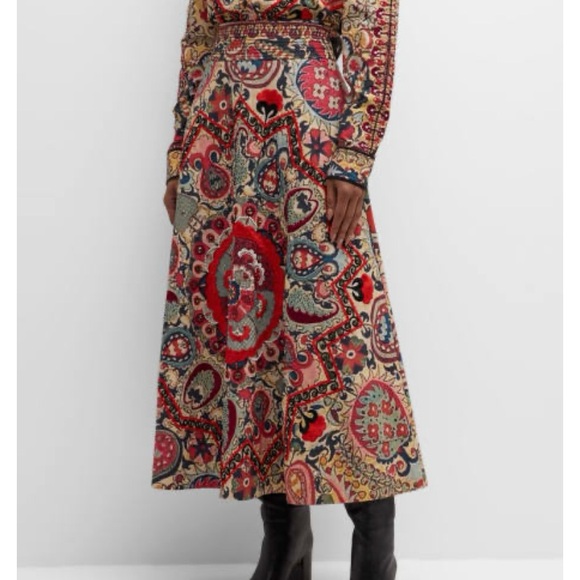 Figure Isla Printed Maxi Skirt with Embroidered Detail - Picture 6 of 14